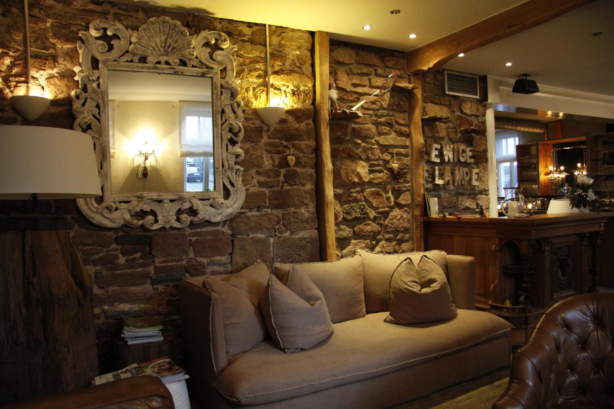 נידגן Zur Ewigen Lampe Romantisches Landhotel & Restaurant מראה חיצוני תמונה